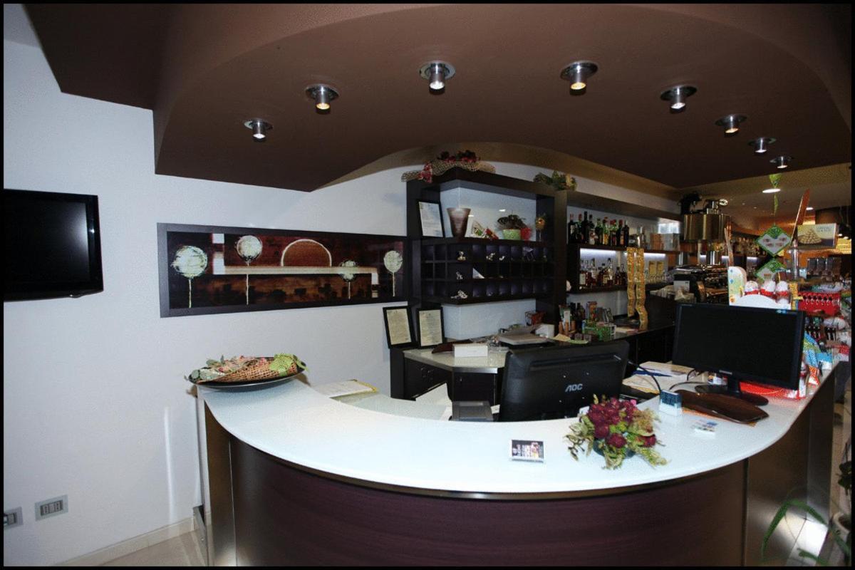 Hotel Cliche San Lucido Luaran gambar
