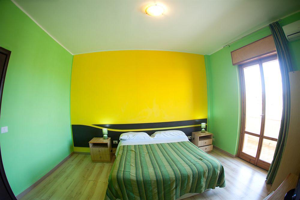 Hotel Cliche San Lucido Luaran gambar