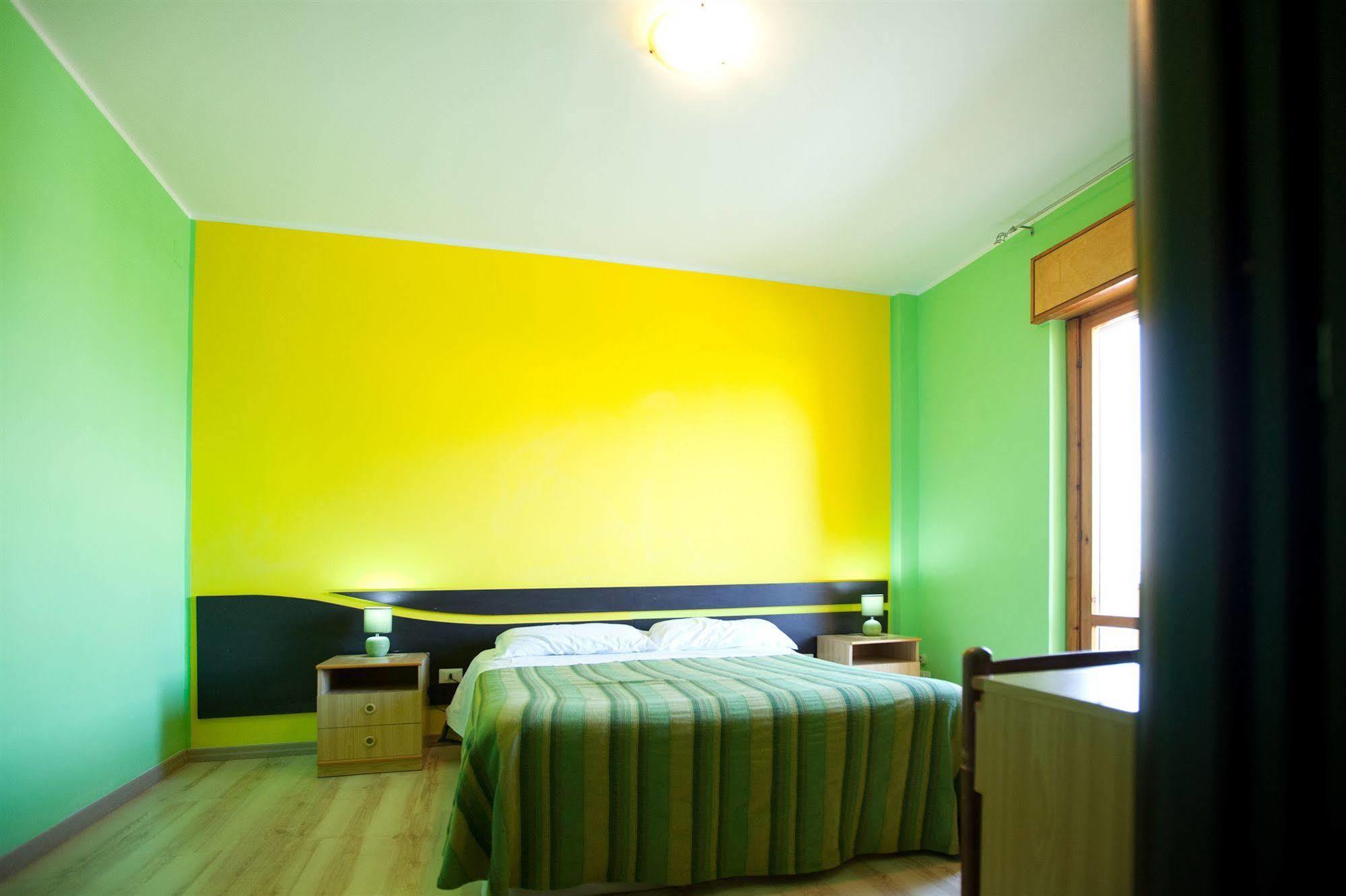 Hotel Cliche San Lucido Luaran gambar