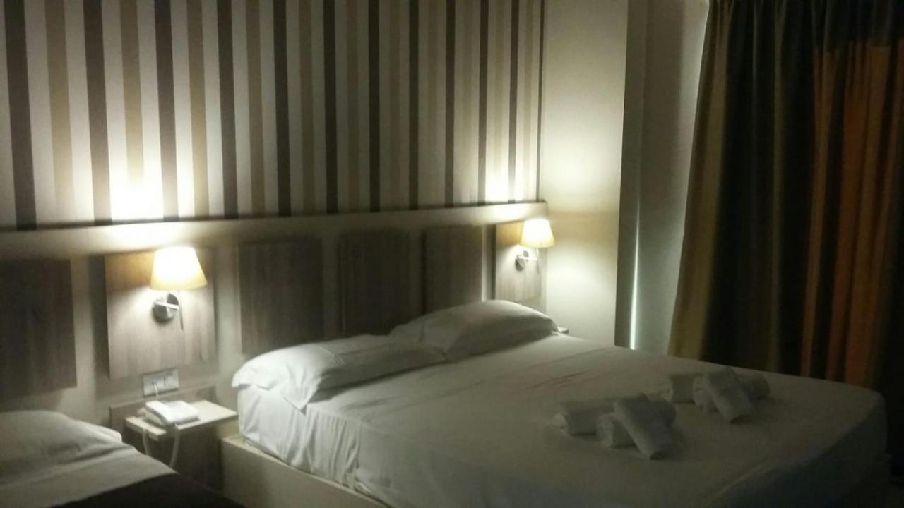 Hotel Cliche San Lucido Luaran gambar