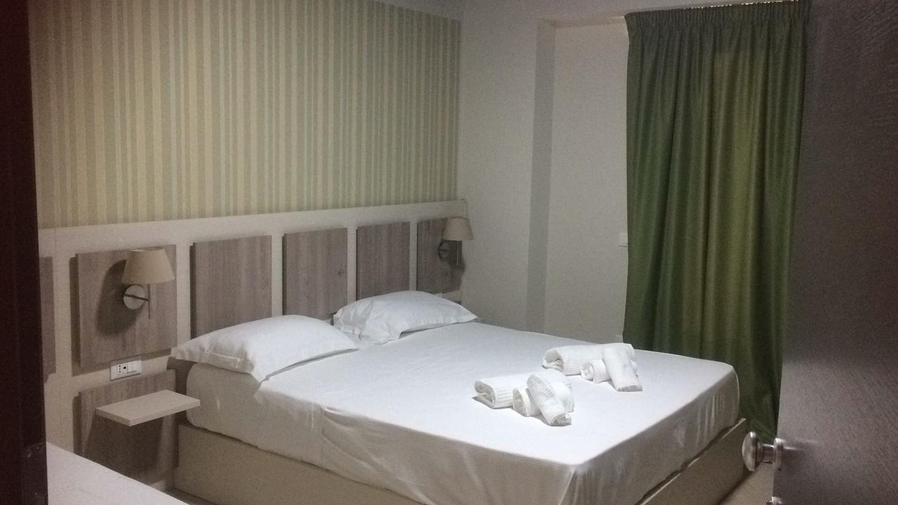 Hotel Cliche San Lucido Luaran gambar