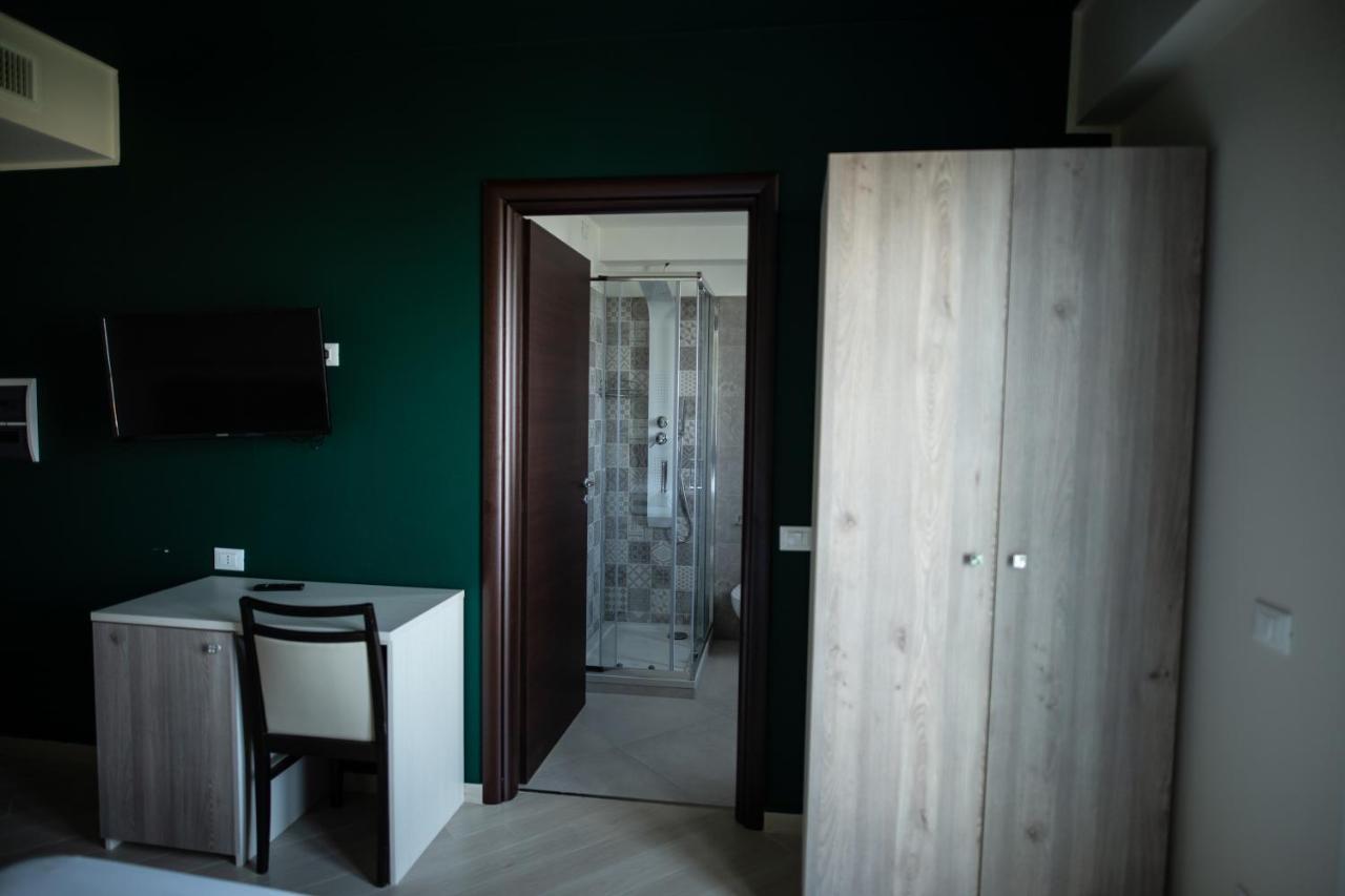Hotel Cliche San Lucido Luaran gambar