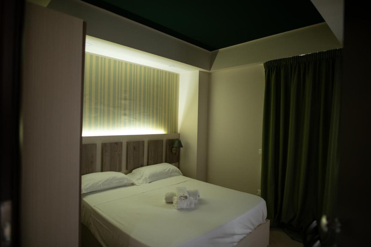 Hotel Cliche San Lucido Luaran gambar