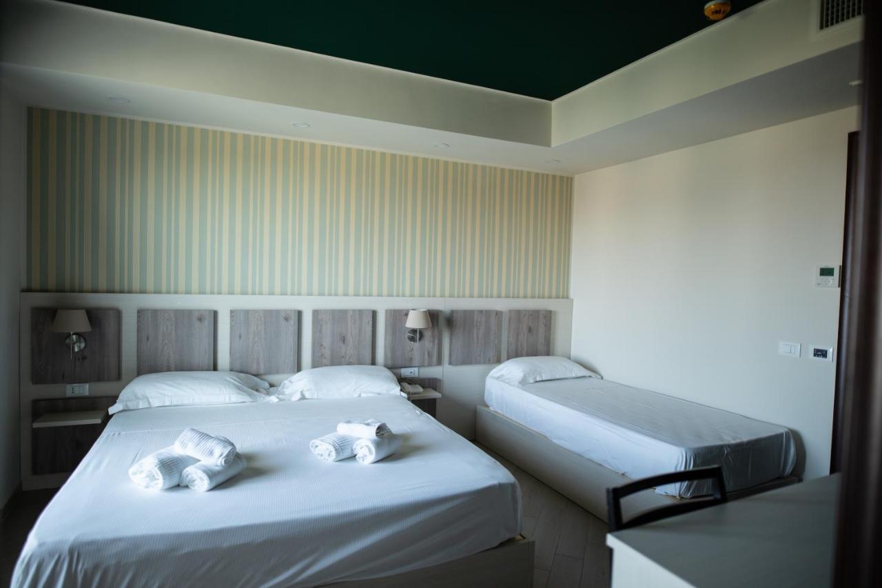 Hotel Cliche San Lucido Luaran gambar